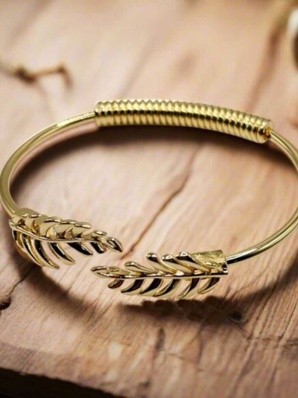 18K Gold Plated Laurel Leaf Goddess Bangle Bracelet